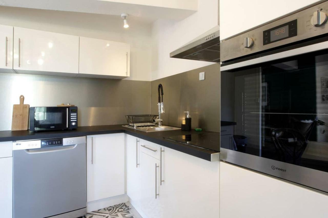 Les Gites De Laure - L'Or Vert, Appartement Avec Vue Sur Le Chateau, Parking Prive, Climatisation, Netflix, A 160 M De La Cite Medievale Carcasona Exterior foto