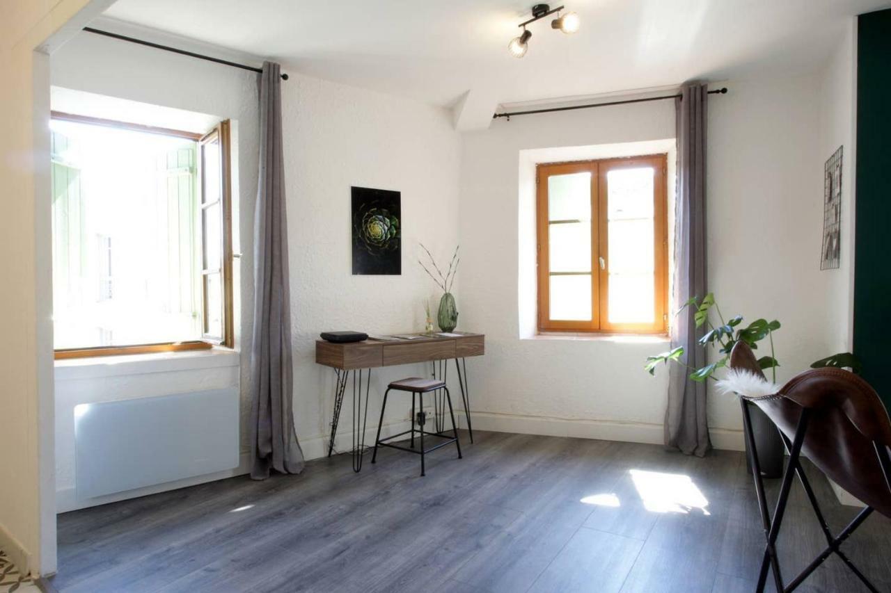 Les Gites De Laure - L'Or Vert, Appartement Avec Vue Sur Le Chateau, Parking Prive, Climatisation, Netflix, A 160 M De La Cite Medievale Carcasona Exterior foto