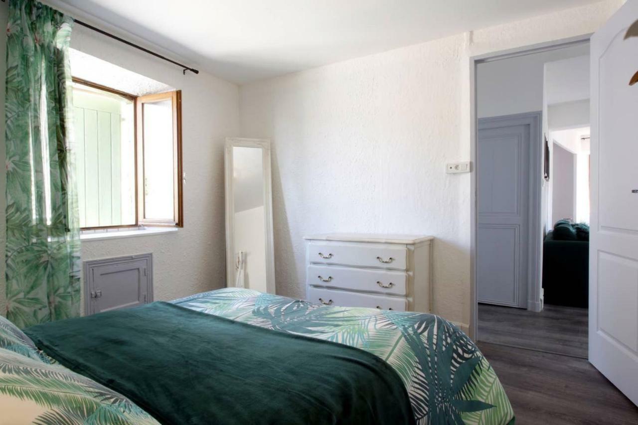 Les Gites De Laure - L'Or Vert, Appartement Avec Vue Sur Le Chateau, Parking Prive, Climatisation, Netflix, A 160 M De La Cite Medievale Carcasona Exterior foto